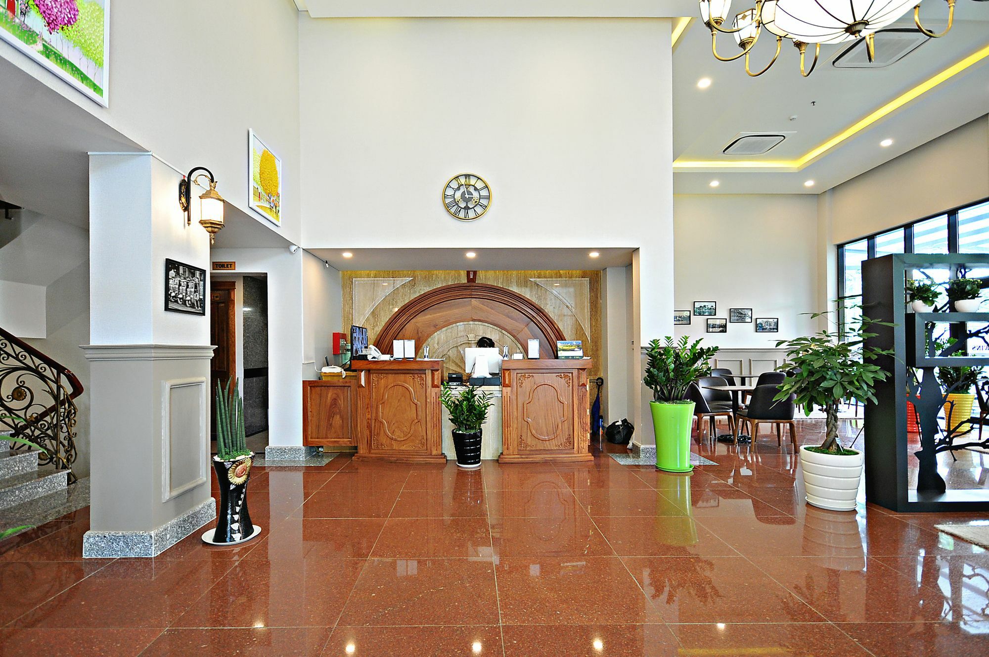 Twins Hotel Ho Chi Minh City Exterior photo